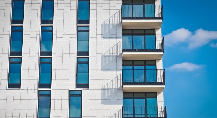 "Maximize Efficiency with Quality Window Replacement in Sanford"